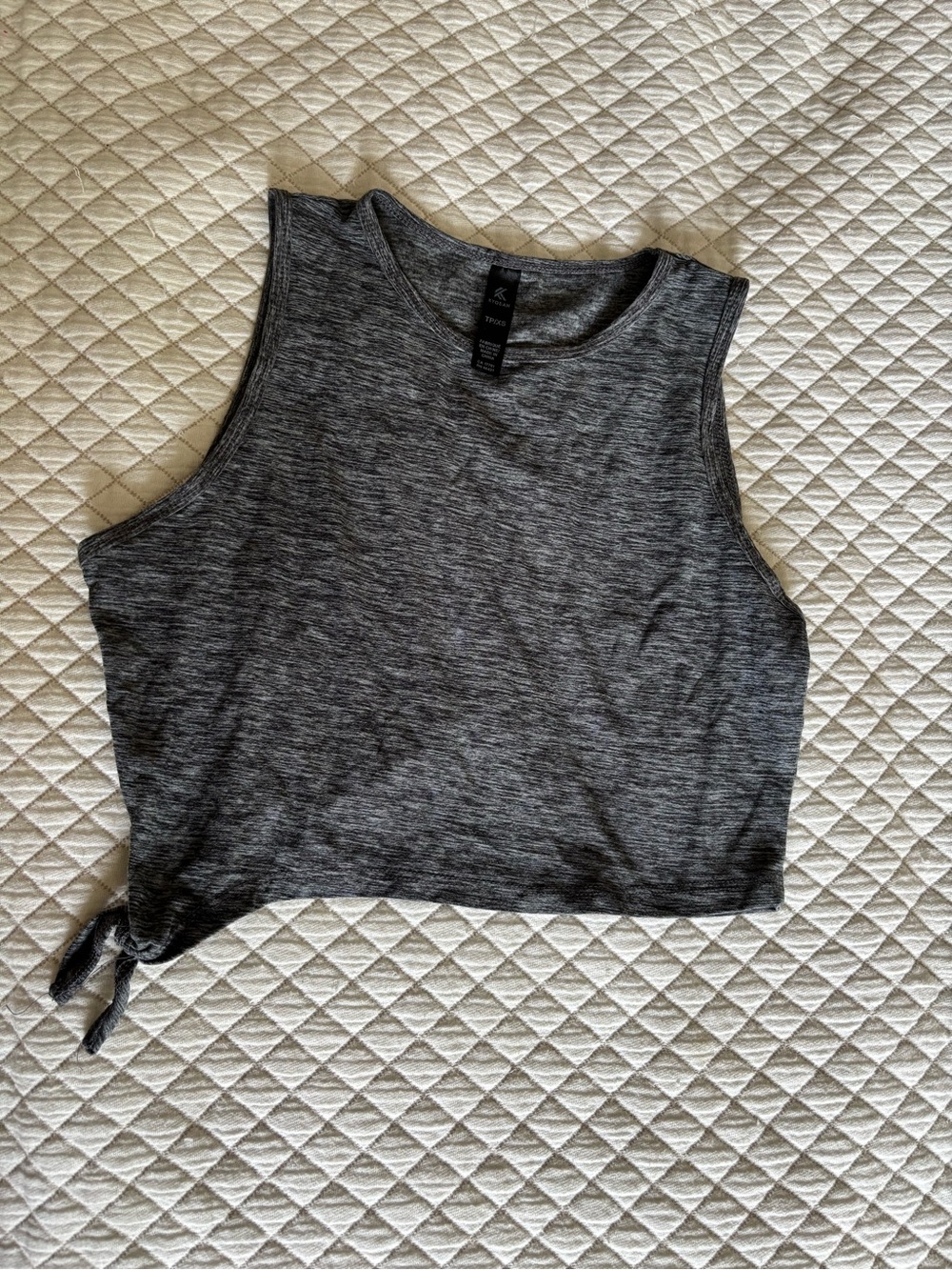 Womenโs Gray Cropped Tank Top with Side Tie